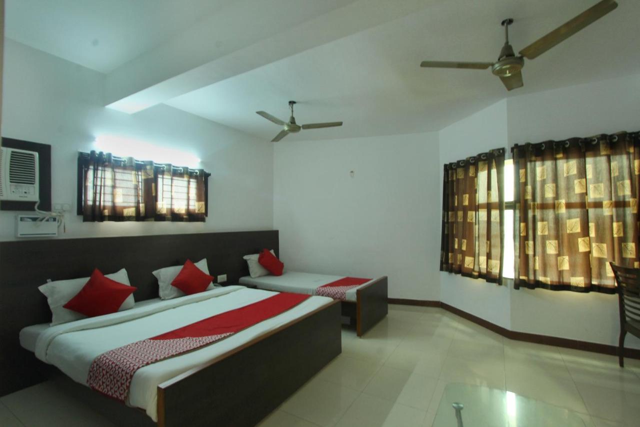 Lake View Hotel Madurai Exterior foto