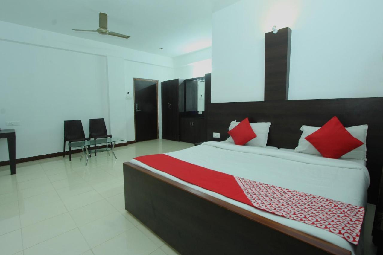 Lake View Hotel Madurai Exterior foto