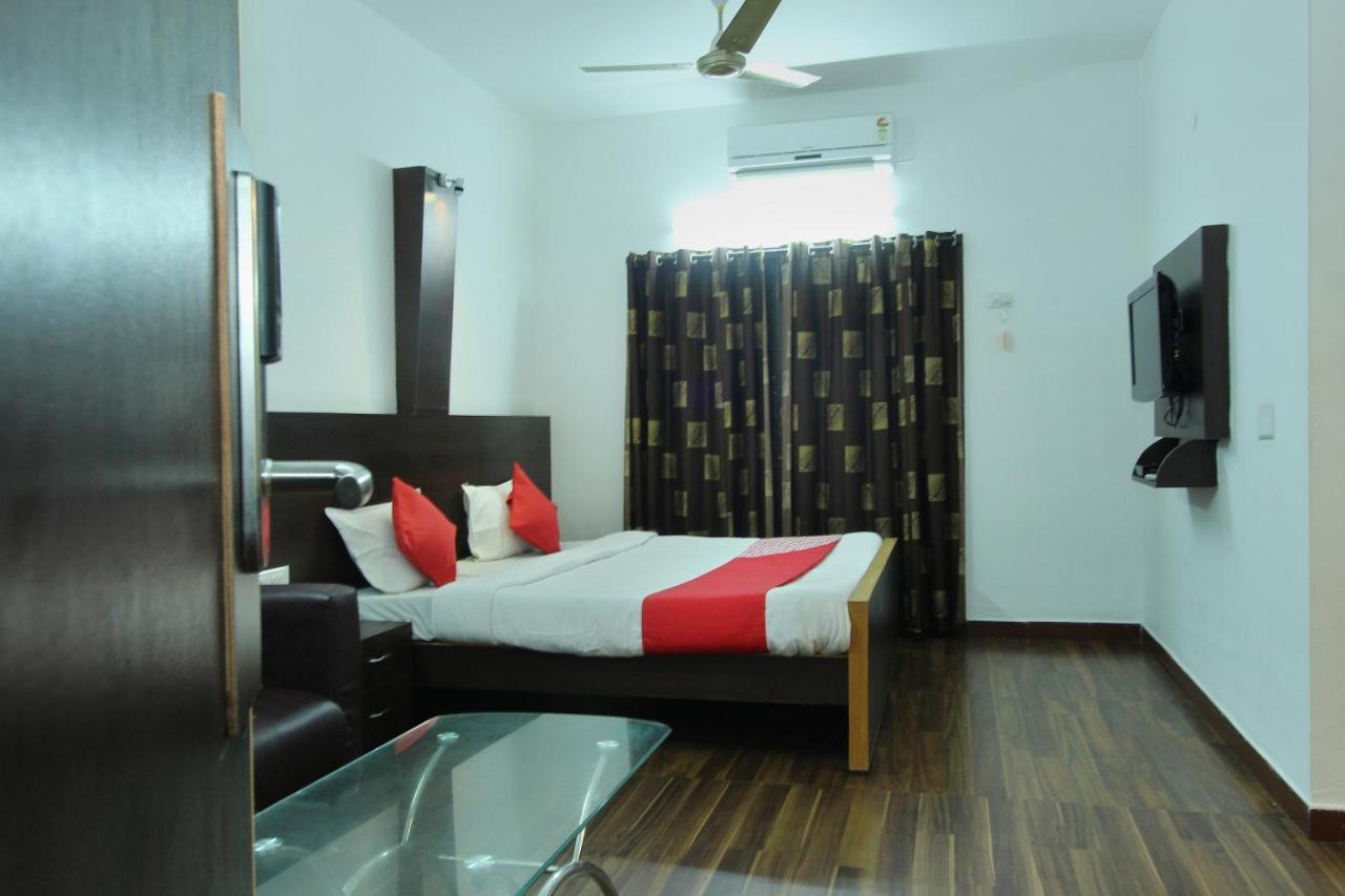 Lake View Hotel Madurai Exterior foto